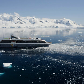 Antarctic Express: Fly the Drake