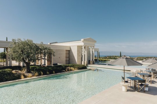 Amanzoe