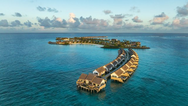 Hilton Maldives Amingiri Resort & Spa