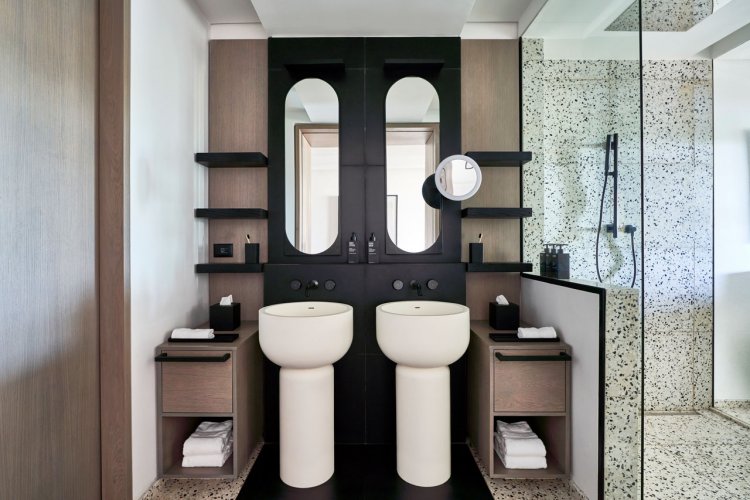 LUX* Junior Suite